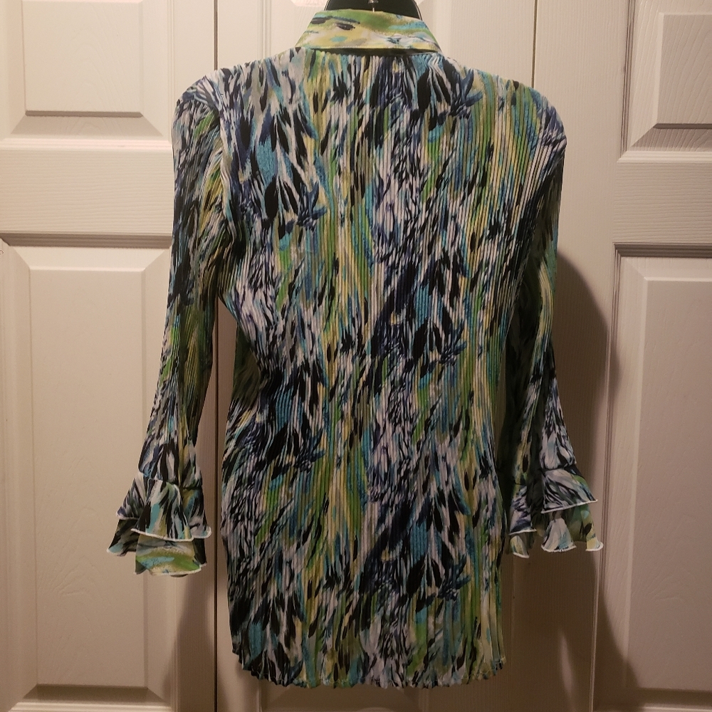 Essentials juniors multicolored button front blouse - Picture 2 of 4